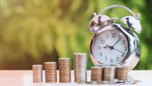 Read more about the article Long-Term vs Short-Term Investing: Understanding the Key Differences and Strategies